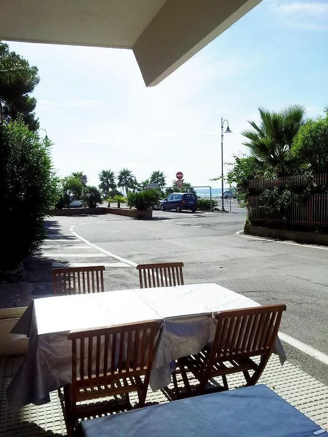 **  Hotel Le Nereidi Cervo Italien
